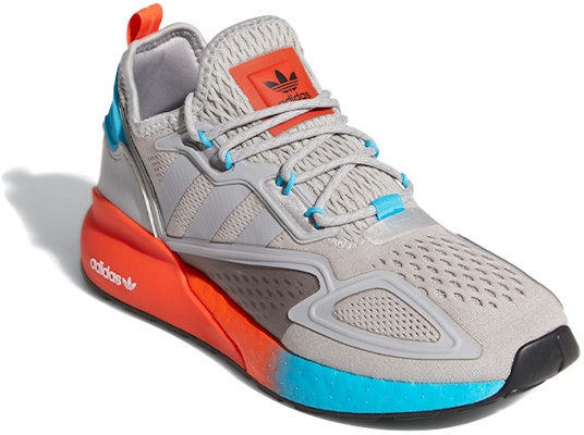 (W) adidas ZX 2000 Boost 'Gris Dos Signal Cyan' FY0606 Lookbook (W) adidas ZX 2000 Boost 'Gris Dos Signal Cyan' FY0606