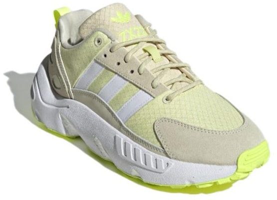 (W) adidas ZX 22 Boost 'Kuning Pasir' GW8317 Lookbook (W) adidas ZX 22 Boost 'Kuning Pasir' GW8317