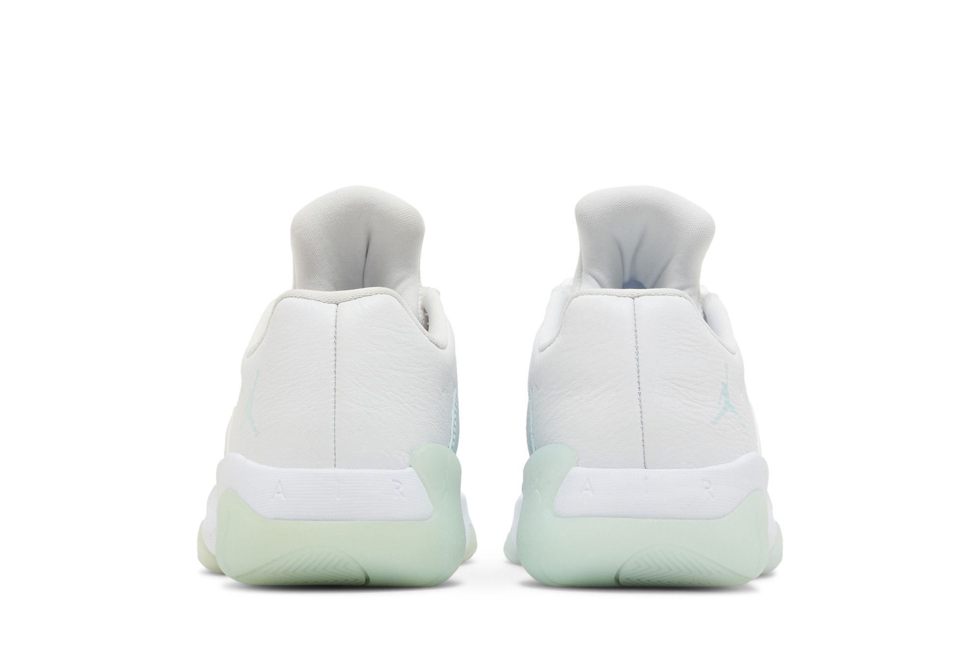Details for (W) Air Jordan 11 CMFT ''Low Igloo'' Basses DV2629-100