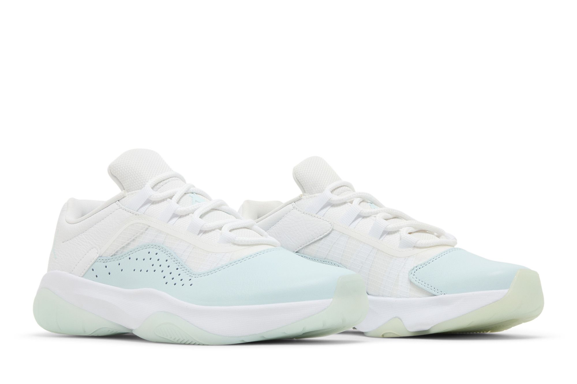 Cheap (W) Air Jordan 11 CMFT ''Low Igloo'' Basses DV2629-100