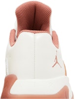 (W) Air Jordan 11 CMFT Low 'Sail Sky J Orange' Sneakers Pria DV2629-108 Sizing (W) Air Jordan 11 CMFT Low 'Sail Sky J Orange' Sneakers Pria DV2629-108