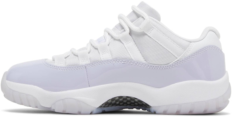 (Women) Air Jordan 11 Low 'Pure Violet' AH7860-101 Lookbook (Women) Air Jordan 11 Low 'Pure Violet' AH7860-101