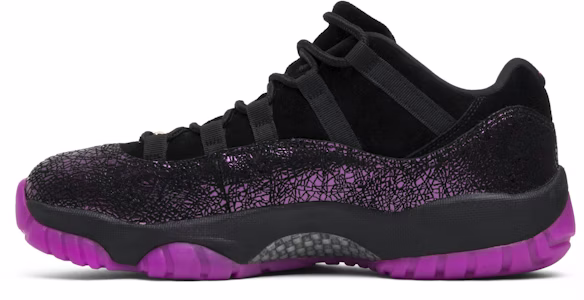 (W) Air Jordan 11 Low 'Rook to Queen' Wanita AR5149-005 Lookbook (W) Air Jordan 11 Low 'Rook to Queen' Wanita AR5149-005