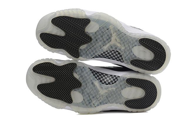 Lookbook (W) Air Jordan 11 Retro Low Scarpe da Basket 528895-001