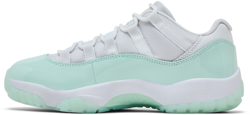 (Women) Air Jordan 11 Retro Low 'Igloo' AH7860-103 Lookbook (Women) Air Jordan 11 Retro Low 'Igloo' AH7860-103