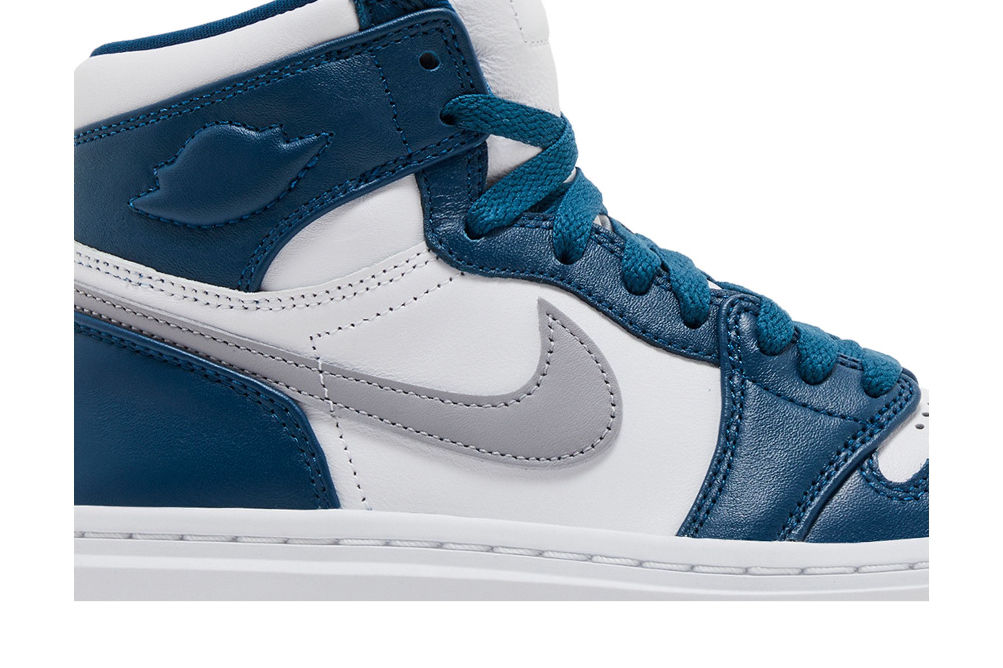 Order (W) Air Jordan 1 Elevate High ''Sky J Bleu Français'' DN3253-401