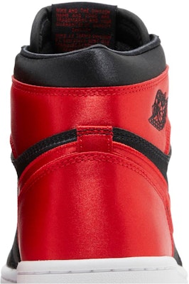 (W) Air Jordan 1 Tinggi 'Satin Bred' FD4810-061 Sizing (W) Air Jordan 1 Tinggi 'Satin Bred' FD4810-061