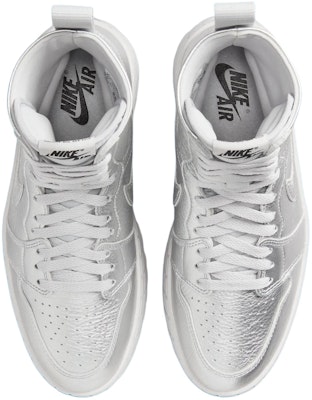 (Women) Air Jordan 1 High Brooklyn 'Metallic Silver' FJ5737-002 Lookbook (Women) Air Jordan 1 High Brooklyn 'Metallic Silver' FJ5737-002