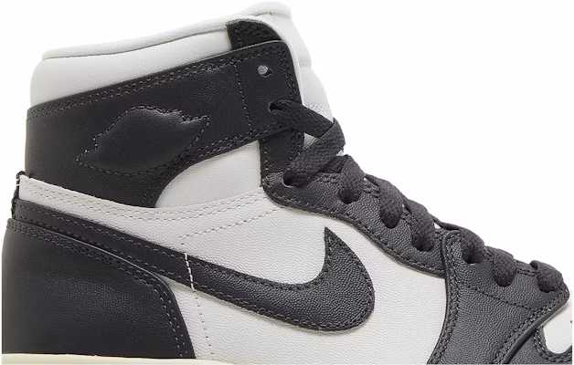 (W) Air Jordan 1 高帮增高款 '黑白' DN3253-100 Order (W) Air Jordan 1 高帮增高款 '黑白' DN3253-100