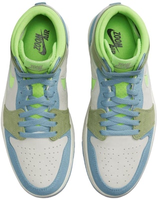 (W) Air Jordan 1 高帮 Zoom Comfort 2 '大学蓝荧光绿' DV1305-433 Lookbook (W) Air Jordan 1 高帮 Zoom Comfort 2 '大学蓝荧光绿' DV1305-433