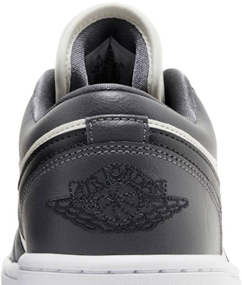 (W) エア ジョーダン 1 ロー "ダークグレー" DC0774-102 Sizing (W) エア ジョーダン 1 ロー "ダークグレー" DC0774-102