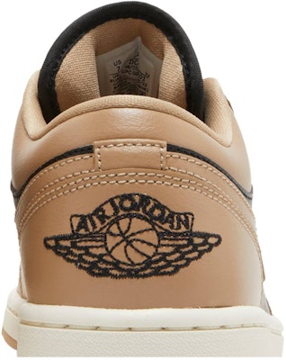 (W) Air Jordan 1 Low 'Desert' Lelaki DC0774-201 Sizing (W) Air Jordan 1 Low 'Desert' Lelaki DC0774-201