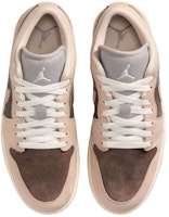 (W) Air Jordan 1 Low ''Piedra Enigma Marfil Pálido'' IB7011-001 Lookbook (W) Air Jordan 1 Low ''Piedra Enigma Marfil Pálido'' IB7011-001