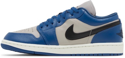 (W) 에어 조던 1 로우 '프렌치 블루 컬리지 그레이' DC0774-402 Lookbook (W) 에어 조던 1 로우 '프렌치 블루 컬리지 그레이' DC0774-402