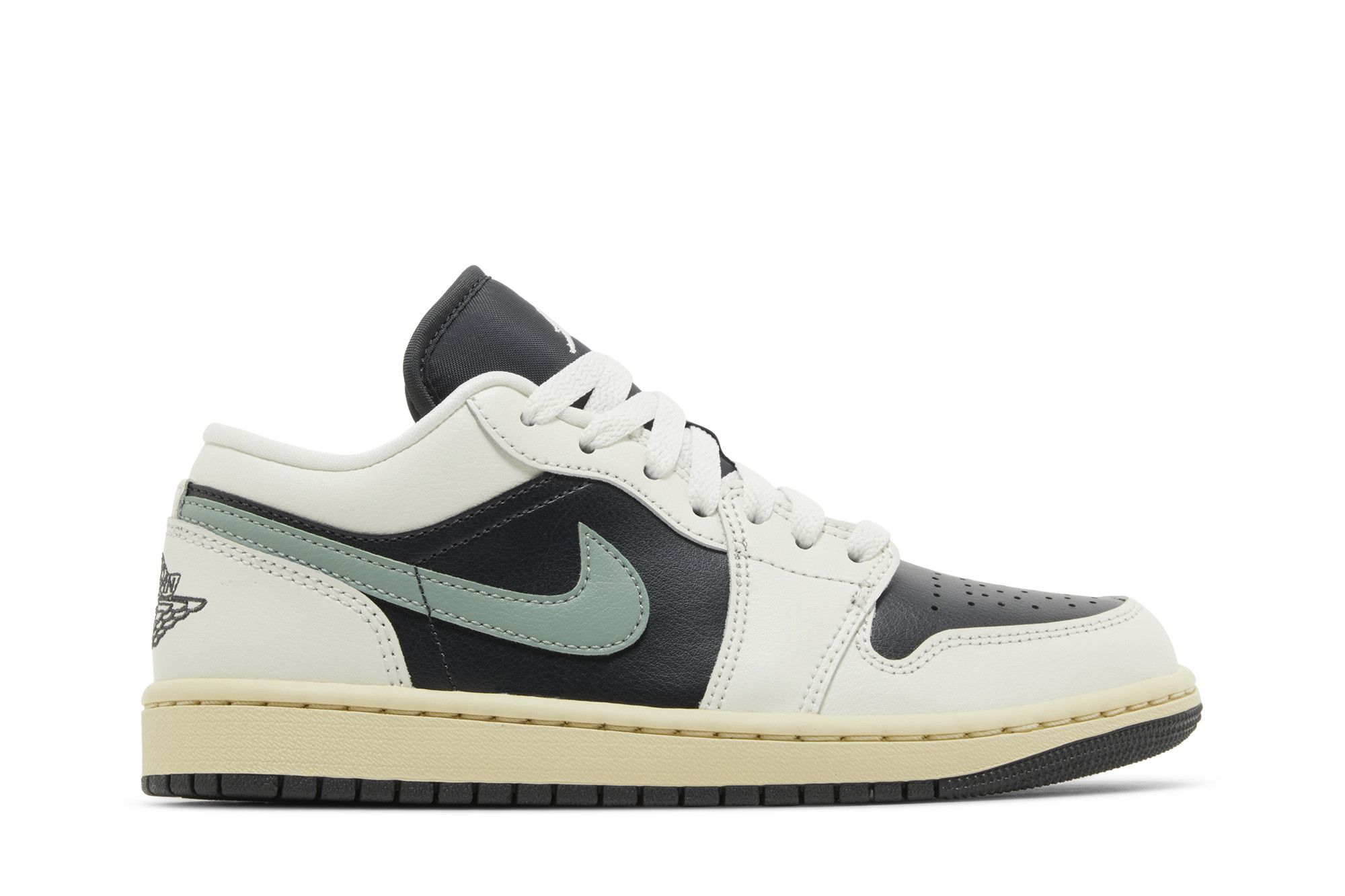 Buy (W) Air Jordan 1 Low '翡翠烟' DC0774-001