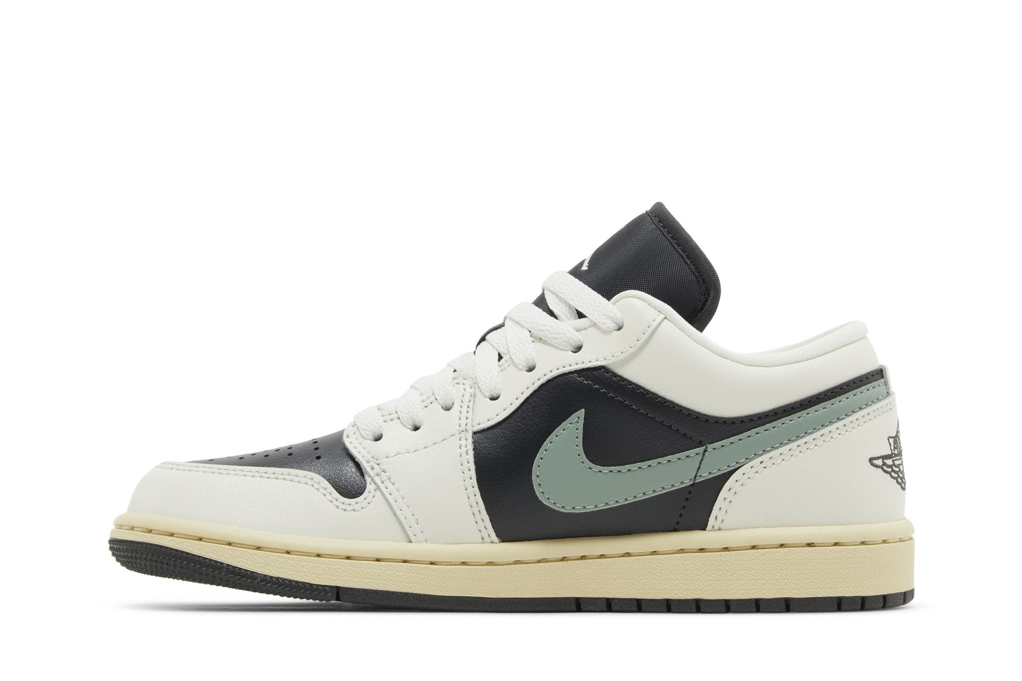 Shop (W) Air Jordan 1 Low 'Jade Smoke' Lelaki DC0774-001