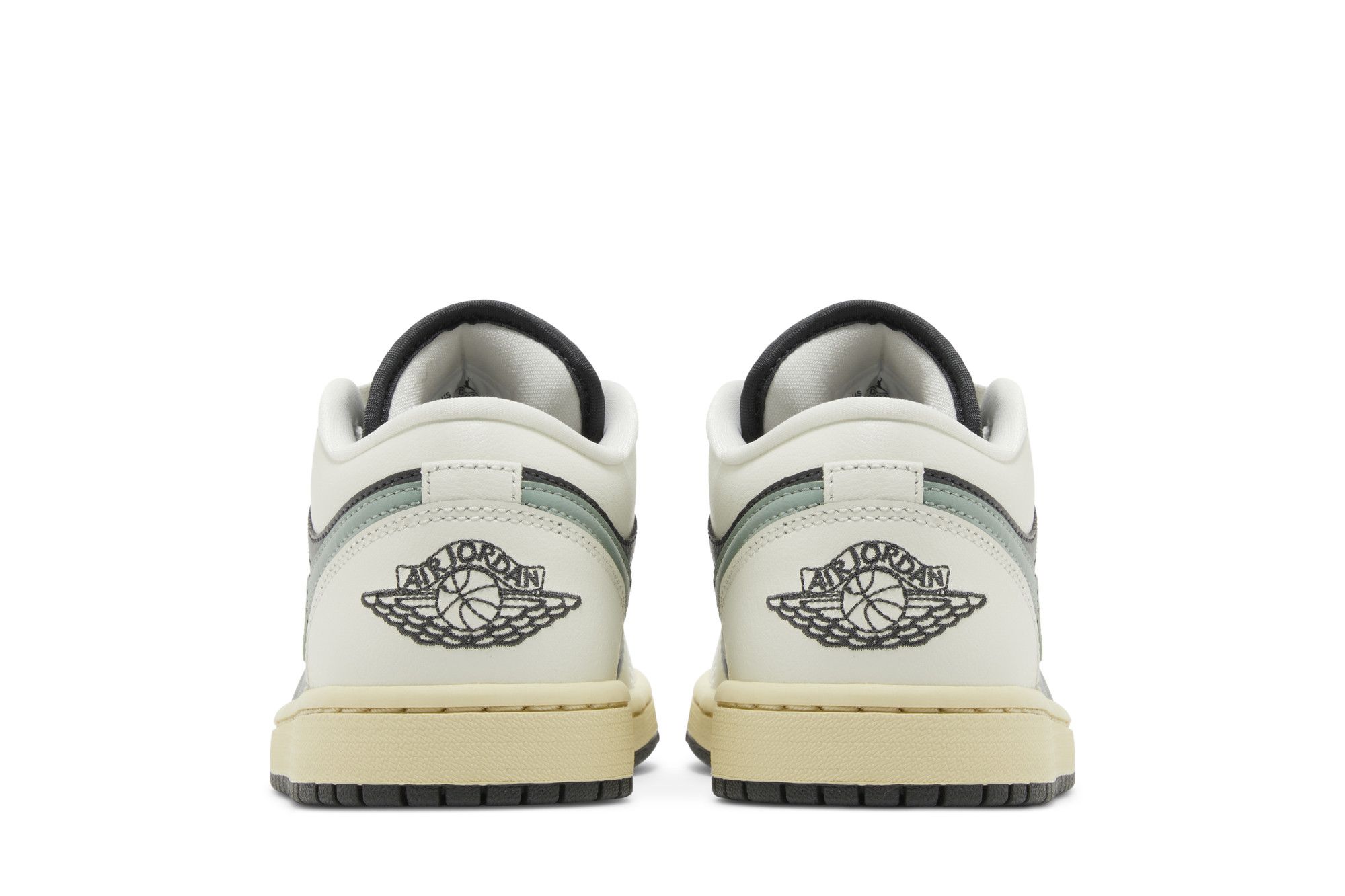Sizing (W) Air Jordan 1 Low 'Jade Smoke' Lelaki DC0774-001