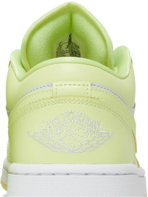 (W) Air Jordan 1 Low 'Lemonade' (WMNS) Wanita DC0774-007 Sizing (W) Air Jordan 1 Low 'Lemonade' (WMNS) Wanita DC0774-007