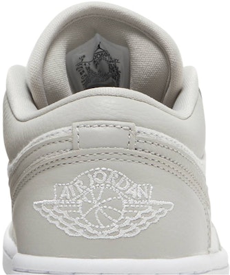 (女性) Air Jordan 1 Low '淺鐵礦' DQ6076-001 Sizing (女性) Air Jordan 1 Low '淺鐵礦' DQ6076-001