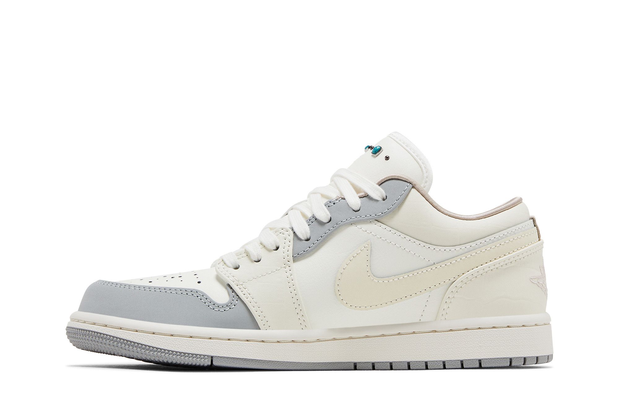 Lookbook (W) Air Jordan 1 Low '奶油柔珍珠亮片' IH7323-100