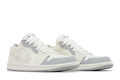 (Women) Air Jordan 1 Low 'Sail Soft Pearl Sequins'