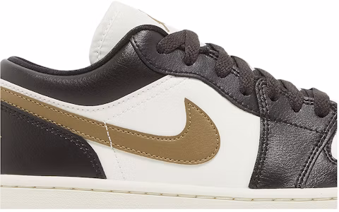 Lookbook (女款)Air Jordan 1 Low「Shadow Brown」DC0774-200