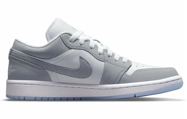(W) Air Jordan 1 Low 'Putih Wolf Grey' DC0774-105 Shop (W) Air Jordan 1 Low 'Putih Wolf Grey' DC0774-105
