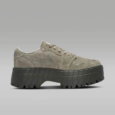 (W) Air Jordan 1 Low 布魯克林 Spruce Fog/ Cargo Khaki/ Jade Stone IR7248-304 Lookbook (W) Air Jordan 1 Low 布魯克林 Spruce Fog/ Cargo Khaki/ Jade Stone IR7248-304