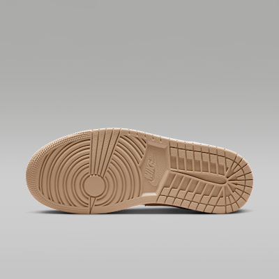 Order (Women) Air Jordan 1 Low Legend Medium Brown/Chalk/Light British Tan DC0774-205