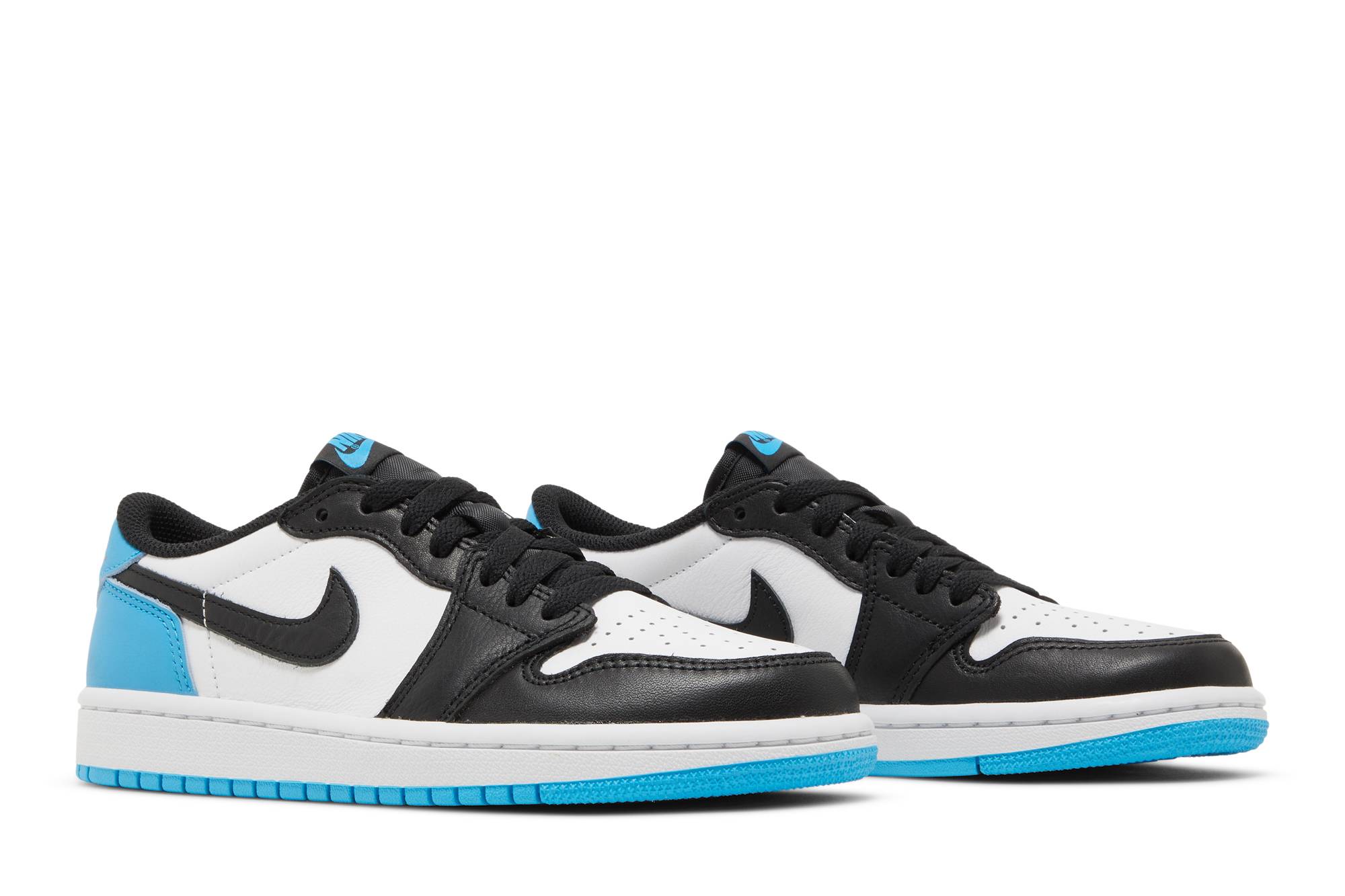 (Women) Air Jordan 1 Low OG 'Black and Dark Powder Blue/UNC' CZ0775-104