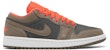 (W) Air Jordan 1 Low SE 'Hitam Zaitun Merah Terang' DQ6076-002