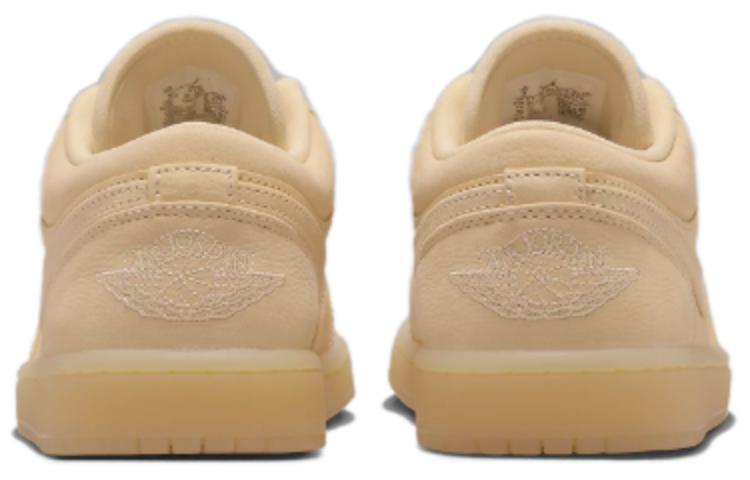 Shop (W) Air Jordan 1 Low SE 'Vainilla Pálida' FZ3972-294