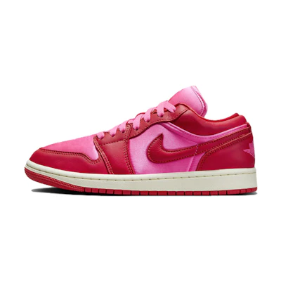 (W) Jordan 1 Low SE 'Pink Blast'