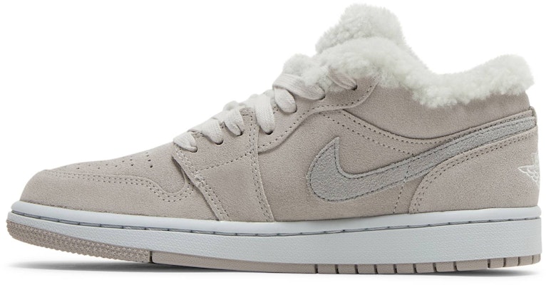 (Women) Air Jordan 1 Low SE 'Sherpa Fleece' DO0750-002 Lookbook (Women) Air Jordan 1 Low SE 'Sherpa Fleece' DO0750-002