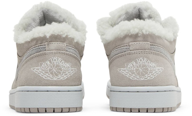 (Women) Air Jordan 1 Low SE 'Sherpa Fleece' DO0750-002 Details for (Women) Air Jordan 1 Low SE 'Sherpa Fleece' DO0750-002