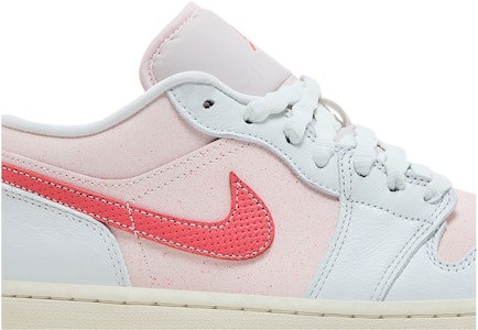 (W) エアジョーダン1 ロー SE 'ストロベリーミルクセーキ' IB8156-133 Order (W) エアジョーダン1 ロー SE 'ストロベリーミルクセーキ' IB8156-133