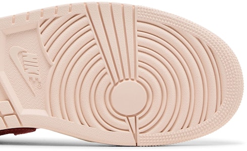 (W) エアジョーダン1 ロー SE 'ストロベリーミルクセーキ' IB8156-133 Purchase (W) エアジョーダン1 ロー SE 'ストロベリーミルクセーキ' IB8156-133