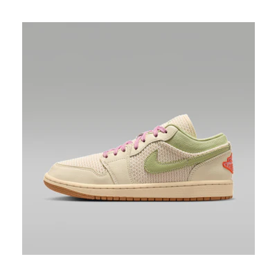 (W) Jordan 1 Low SE Sail/Olive Aura/Pearl White/Ice Carmine