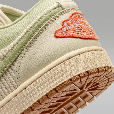 Cheap (W) Air Jordan 1 Low SE 米白/橄榄绿/珍珠白/冰胭脂红 II0569-100