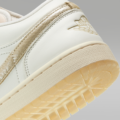 Cheap (W) Air Jordan 1 Low SE 米白色/象牙白/金色 HV5157-100