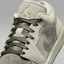 Sizing (W) Air Jordan 1 Low SE 云雾绿/翡翠石/军卡其/云雾绿 IR7327-304