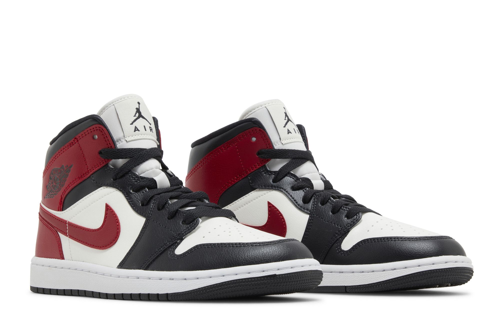 (W) Air Jordan 1 Mid ‚Black Toe‘ BQ6472-160