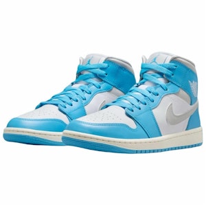 (W) 女款 Air Jordan 1 Mid '深藍粉' BQ6472-400 BQ6472-400 Lookbook (W) 女款 Air Jordan 1 Mid '深藍粉' BQ6472-400 BQ6472-400