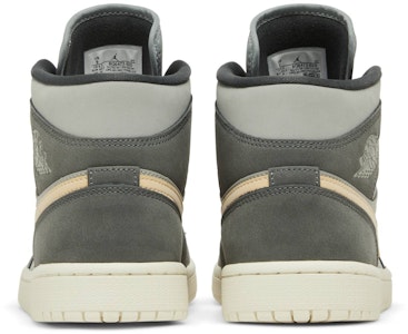 (W) Air Jordan 1 中帮 '铁灰玛瑙' BQ6472-020 Details for (W) Air Jordan 1 中帮 '铁灰玛瑙' BQ6472-020