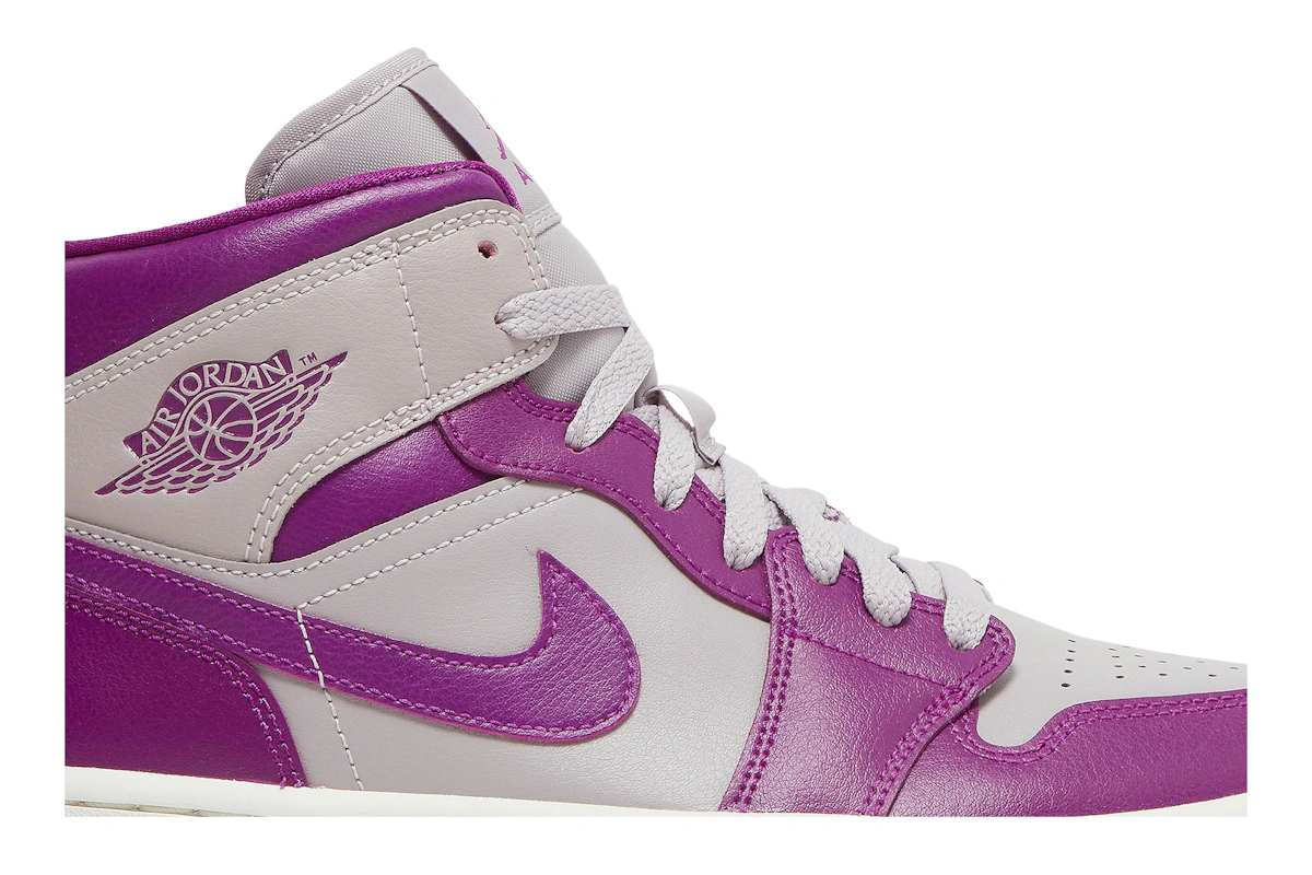 (Women) Air Jordan 1 Mid 'Magenta'