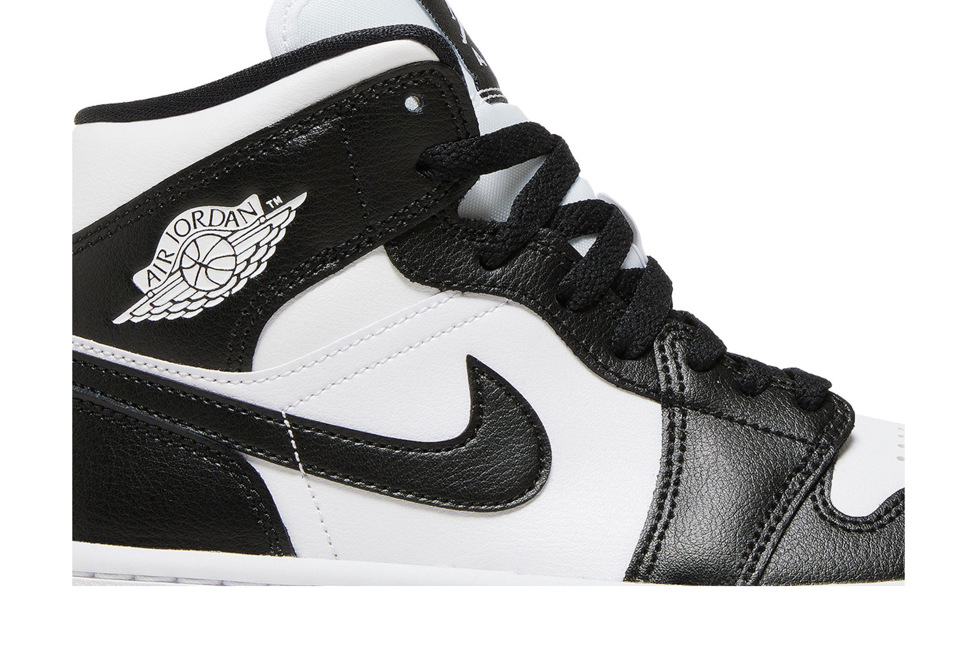 Lookbook （女款）Air Jordan 1 Mid 'Panda' DV0991-101