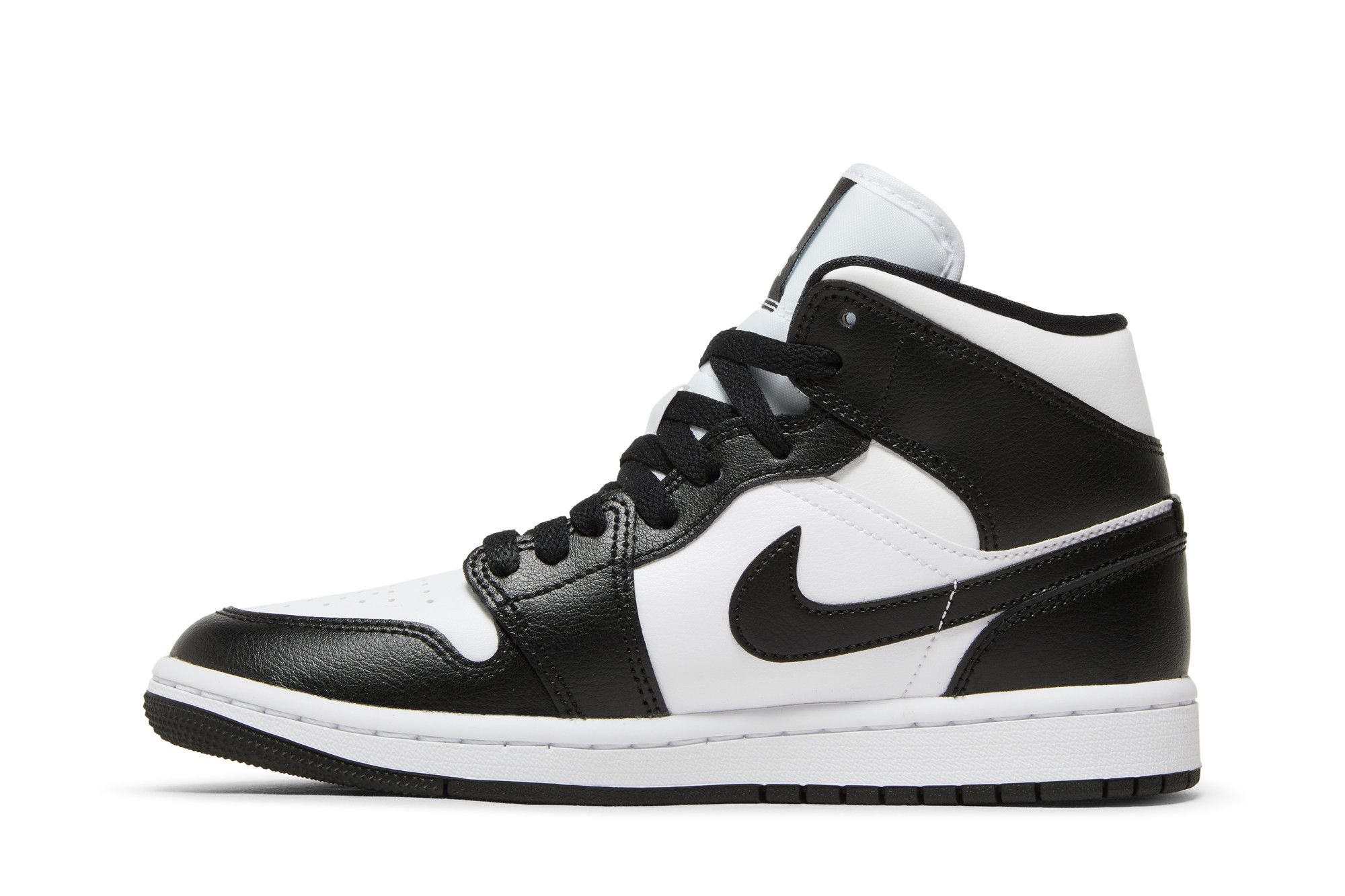 Shop （女款）Air Jordan 1 Mid 'Panda' DV0991-101