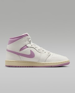 (W) Air Jordan 1 中筒「米色亞麻蘭花」 BQ6472-162 Lookbook (W) Air Jordan 1 中筒「米色亞麻蘭花」 BQ6472-162