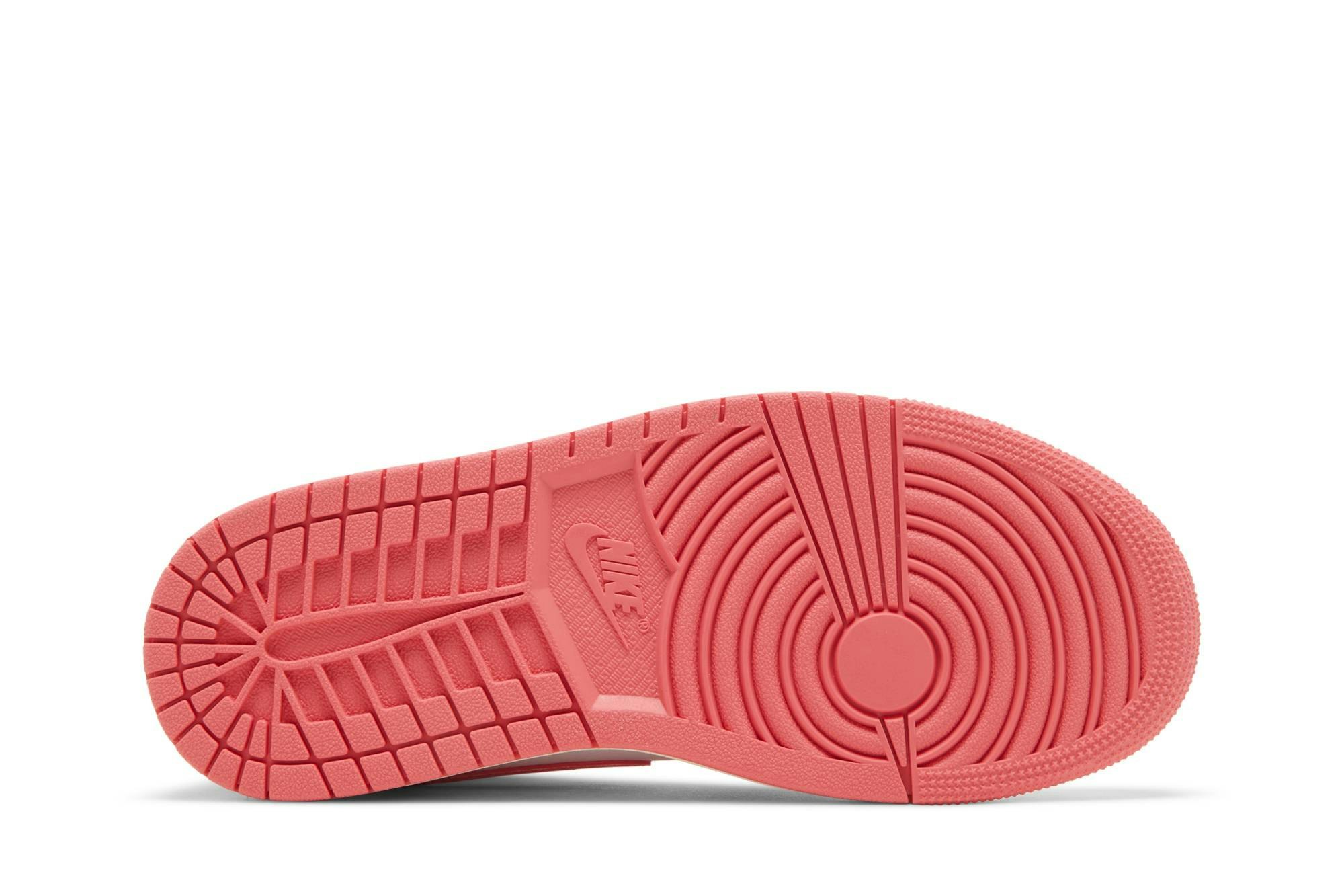 (W) Air Jordan 1 Mid ‘Strawberries and Cream’ BQ6472-186