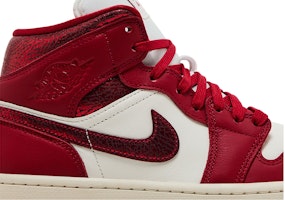 (W) Air Jordan 1 Mid 'Día de San Valentín 2025' HJ9337-106 Order (W) Air Jordan 1 Mid 'Día de San Valentín 2025' HJ9337-106